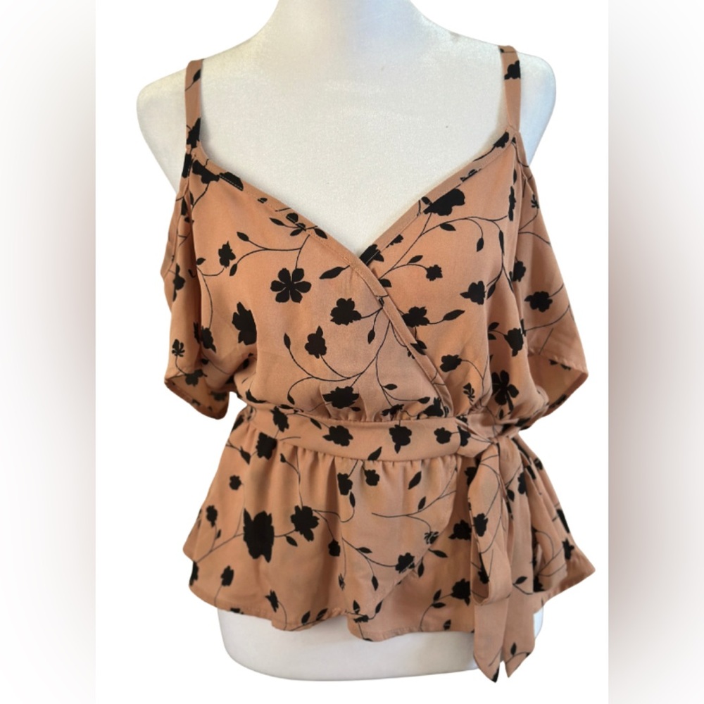 Sienna Sky Floral Top